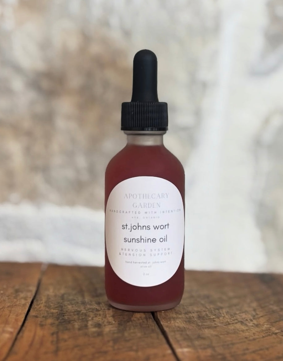 St Johns Wort - Sunshine Oil